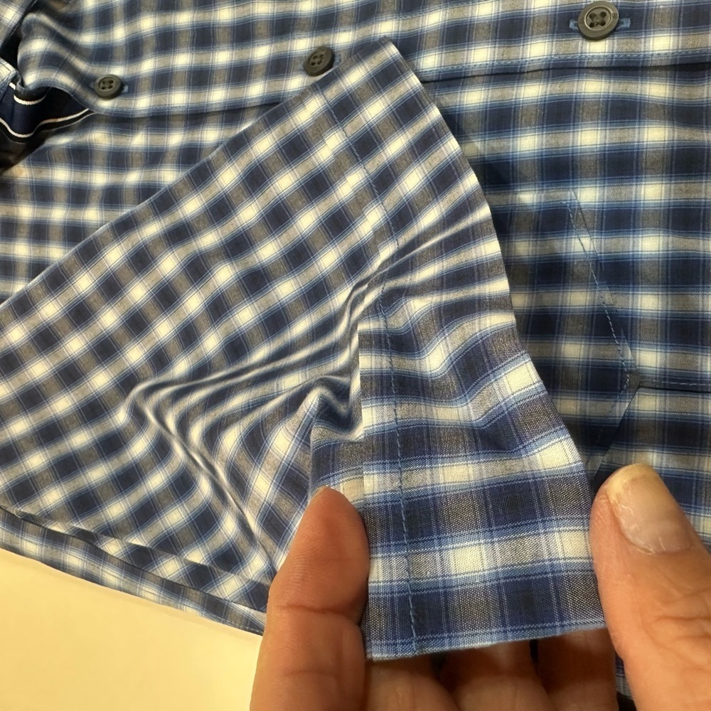 BANANA REPUBLIC Blue and White Checkered Casual Button Down Shirt 2 Pocket SZ L - Picture 7 of 8